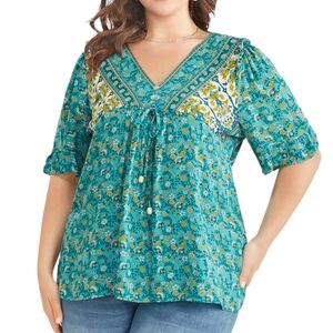 BloomChic Bandana Ruffle‎ Trim Knot Front Button Detail Blouse Size 22-24